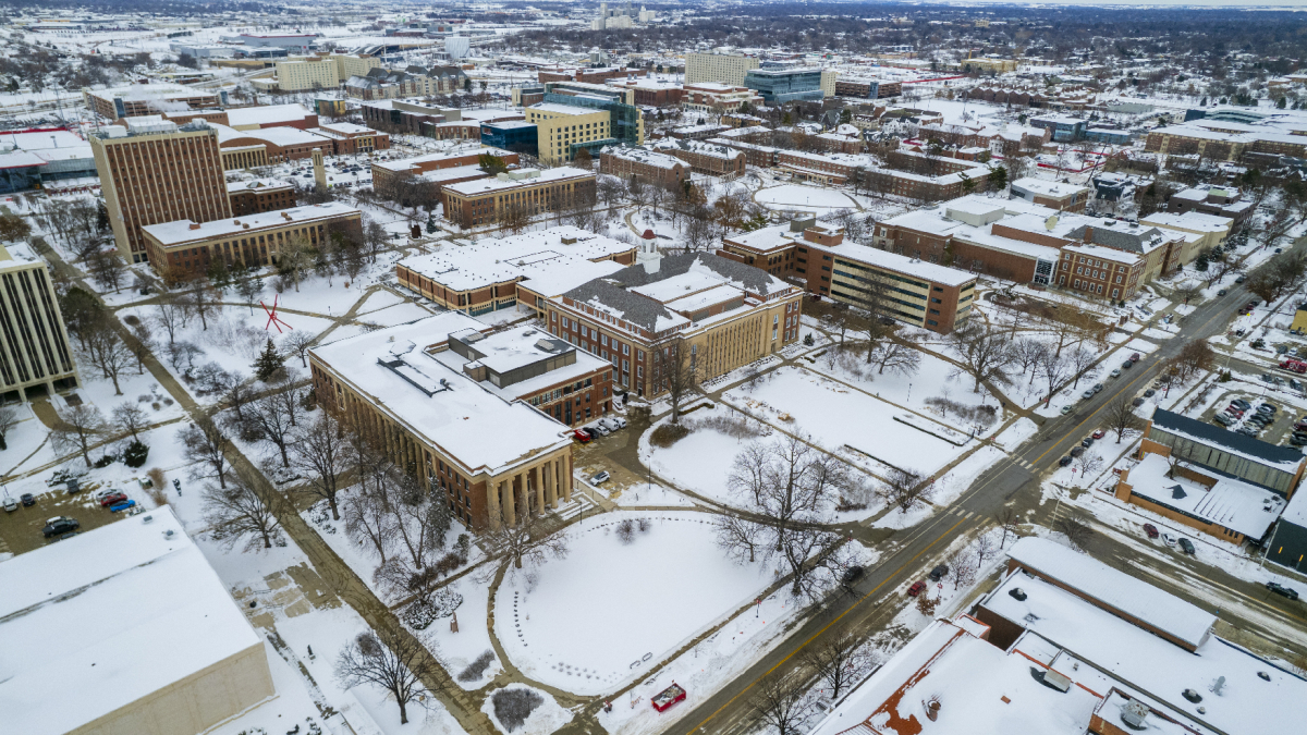 6,800-plus Huskers named to fall Deans&#039; List